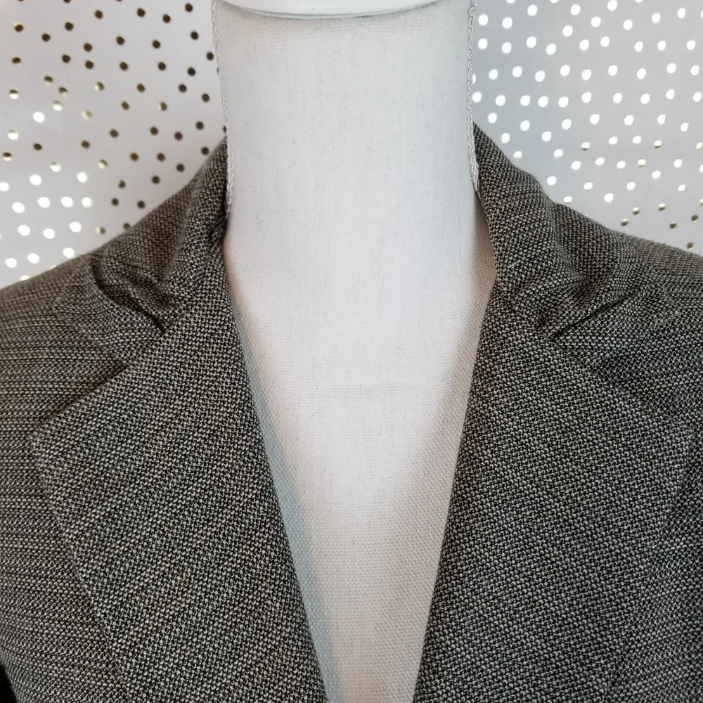 Cabi | Barrista Tweed Blazer | Size 4 - Picture 3 of 8
